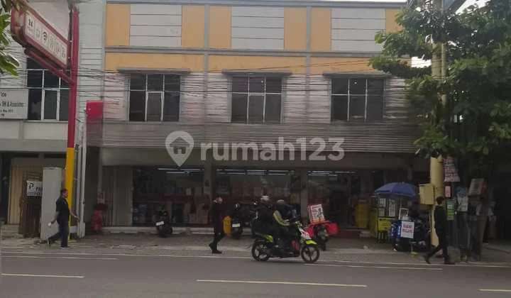 Rumah Kos Aktif dan Ruang Usaha Candisari, Semarang Rumah Kos Aktif dan Ruang Usaha Candisari, Semarang