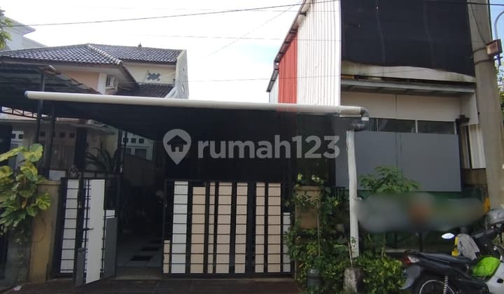 Rumah Induk Tempat Usaha dan Kos dekat Puri Anjasmoro Raya Semarang