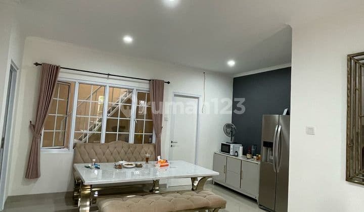 Dijual Rumah Full Furnished Paramount Village Manyaran, Semarang