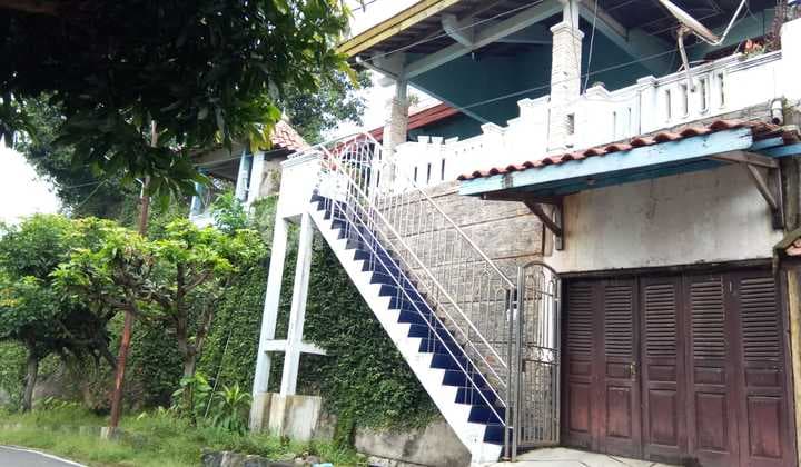 Ready-to-Occupy House in Karonsih, Ngaliyan, Semarang