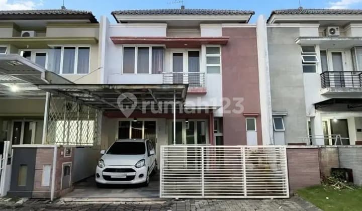 San Diego House, Pakuwon City, Strategic Row 3 Car