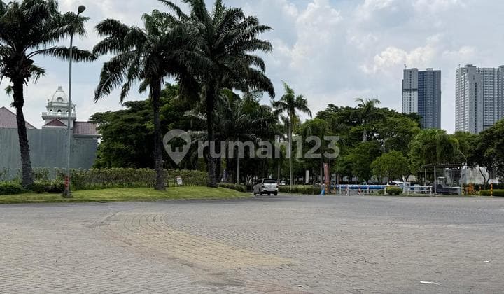 Tanah Pakuwon City Palm Beach Samping Mall dan Kampus Wm