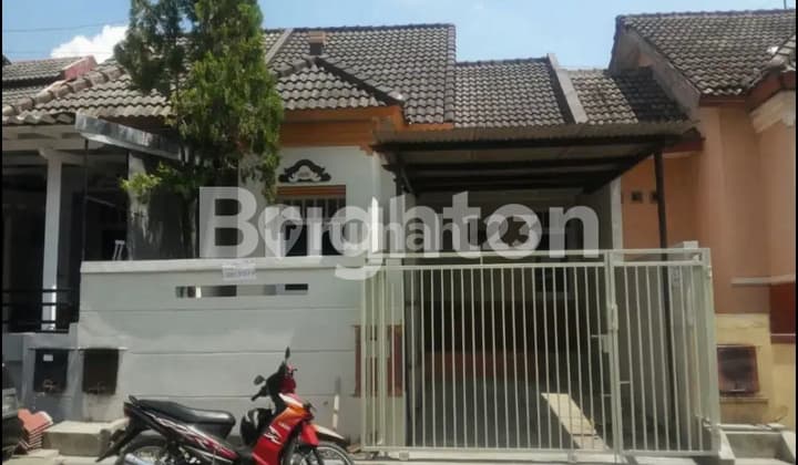 RUMAH DEKAT SEKOLAH TERANG BANGSA