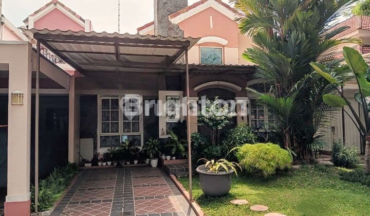 BUTUH CEPAT LAKU RUMAH DI GRAHA PADMA DEKAT FASILITAS KOLAM RENANG