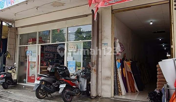 Ruko Luas Siap Huni di Jantung Kota Jombang