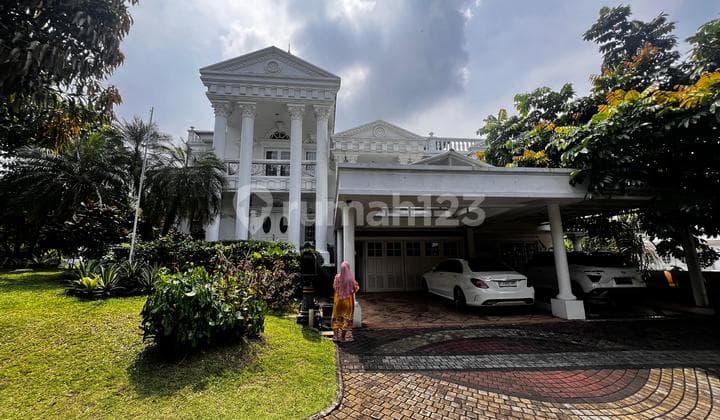 For Quick Sale Luxury House Fully Furnished with Swimming Pool Ready to Occupy