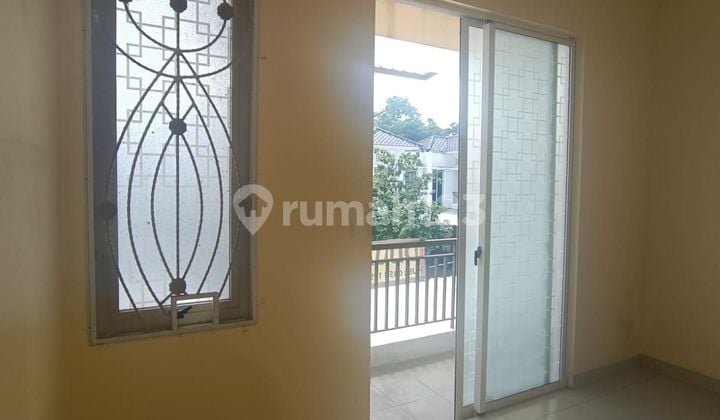 Dijual rumah dekat dengan sekolah Binus bsd