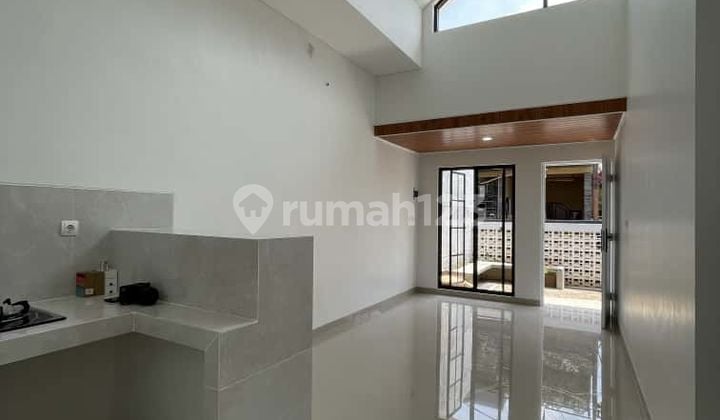 RUMAH BARU SIAP HUNI DESAIN SKANDINAVIAN ESTETIK JATI SARI