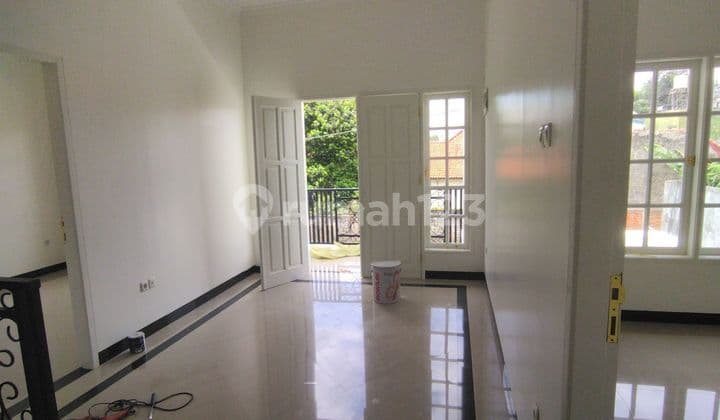 Rumah baru bangun. Siap huni. Lokasi aman dan nyaman