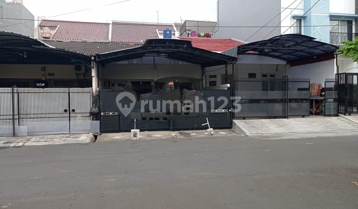 Dijual rumah cantik siap huni bagus di kelapa gading