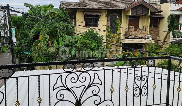 Rumah Baru Minimalis 3 Lantai 5 Kamar Deket Sekolah Siap Huni Di Kelapa Gading