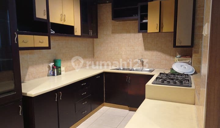 rumah minimalis 2 lantai 4 kamar tidur bebas banjir di kelapa gading