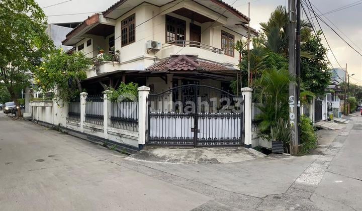 Dijual Cepat Murah Bu Rumah Hoek Shm Jarang Ada Bebas Banjir Di Kelapa Gading