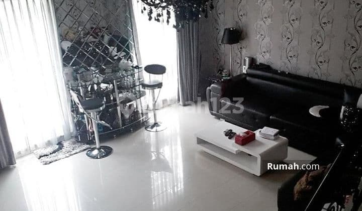 Rumah Townhouse 2 Lantai Full Furnish di Grande Kelapa Gading