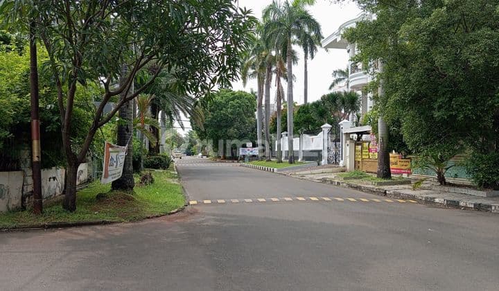 Rumah Hoek Murah Hitung Tanah Jalan 3 Mobil Di Kelapa Gading