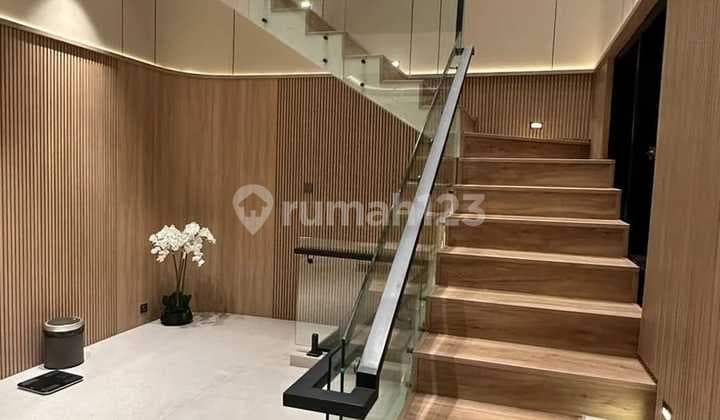 Jual Cepat Bu,,,, Rumah Mewah Baru ,,Bebas Banjir ,,,Jalan Lebar ,,Di Kelapa Gading