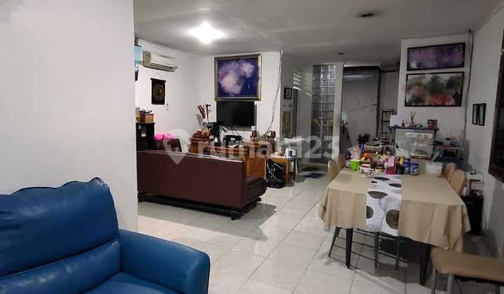 Sell cheap... Quick sale only... 8M wide house just 2M in Sunter Hijau