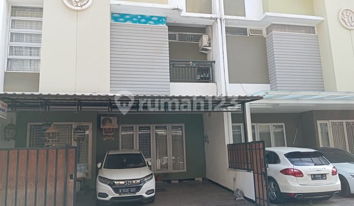 Turun Harga !!!! Jual Cepat Rumah Minimalis 3,5 Lantai 5 Kamar di ke Kelapa Gading