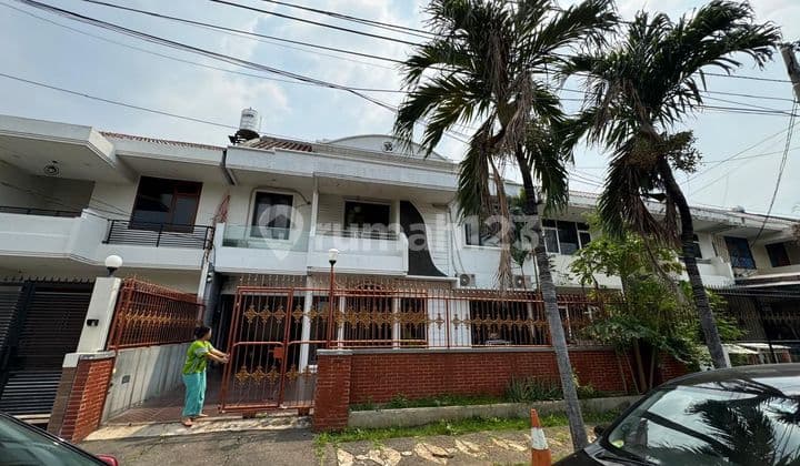 Rumah Bagus Dijual Murah Deket Sekolah Mahatma Gandhi Kemayoran