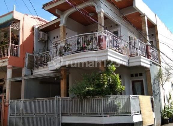 Rumah siap huni di Cijantung