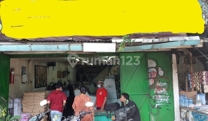 Ruko Area Ramai Sekali Di Jl Pramuka Raya Sederetan Pasar Pramuka