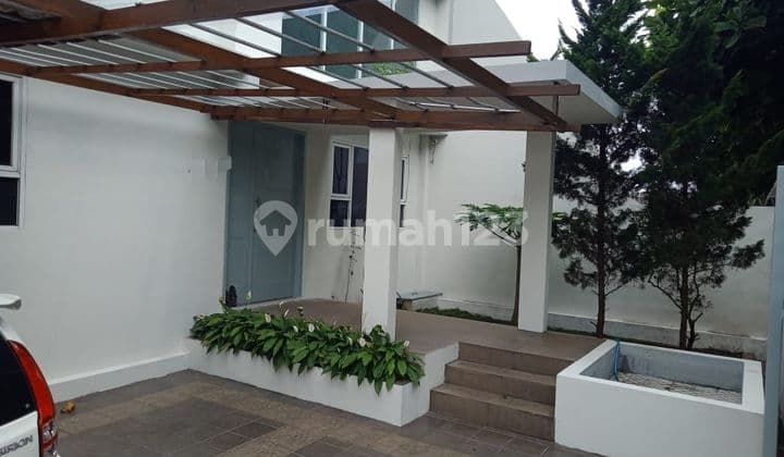 Jual Rumah 2 Lantai Bagus nyaman asri murah lokasi strategis di Budi indah regency
