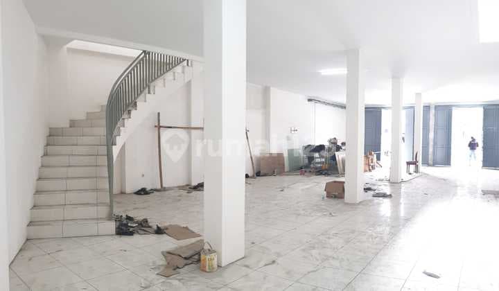 Sewa Ruko Baru Bagus belum prnh disewa lokasi lembang bandung