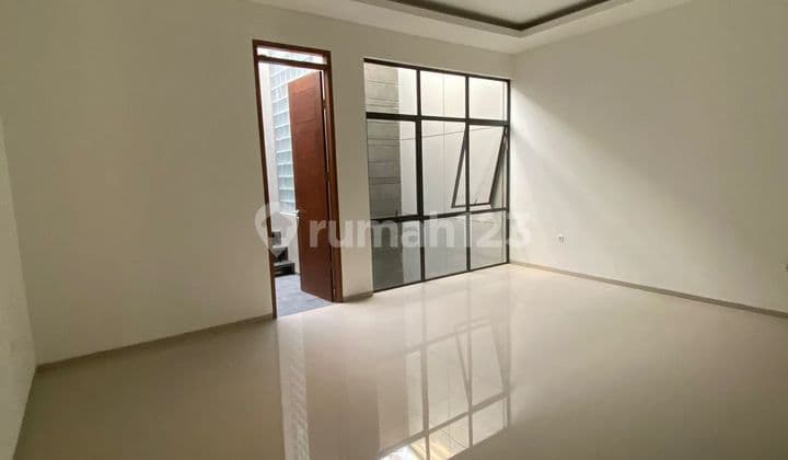 Rumah Bagus Baru Siap Huni Lokasi Mekar Wangi Bandung