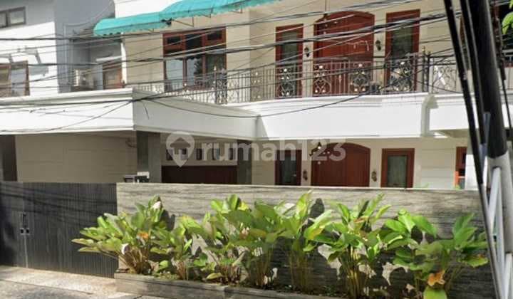 For Sale House on Limau Street, Kebayoran Baru, Gandaria, South Jakarta, Ready to Occupy