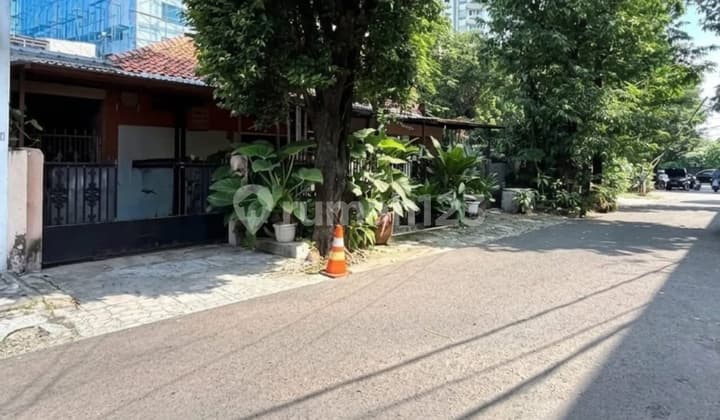Land Calculation House on Jl Gandaria, Kebayoran Baru, South Jakarta