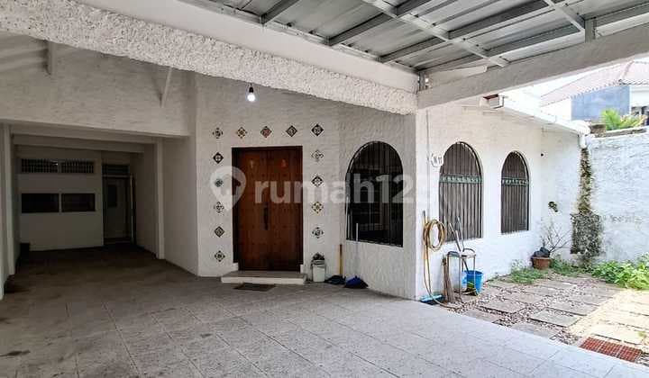 Rumah Bagus di Lebak Lestari Indah Lebak Bulus Jakarta Selatan
