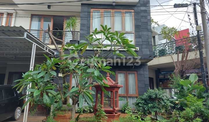 Rumah Hook di Cluster Puribeta Ciledug Dekat Busway Tangerang