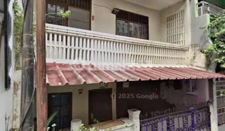 Strategic House in Tanjung Duren Near West Jakarta Toll Road