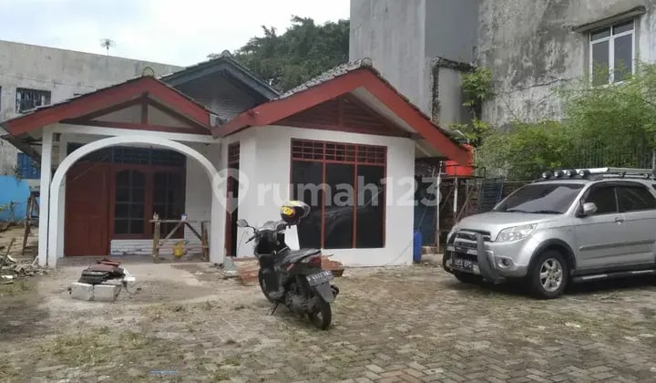 Rumah Tanah Luas 477 Meter Pinggir Jalan Kebayoran Lama Jaksel