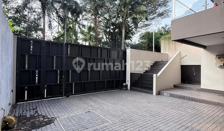 Rumah Full Furnish Swim Pool Telaga Golf Bsd