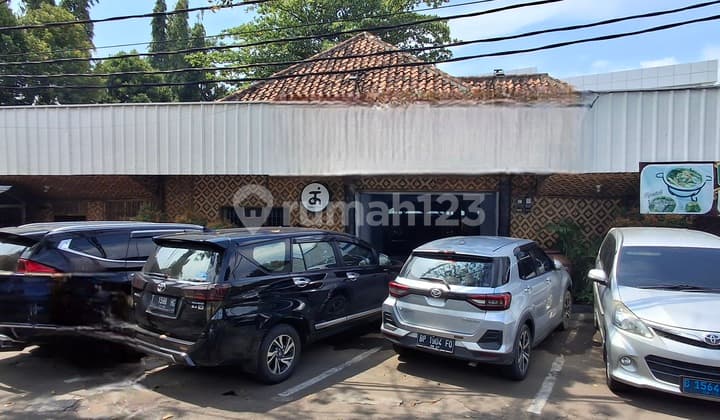 Strategic Roadside House in Serang