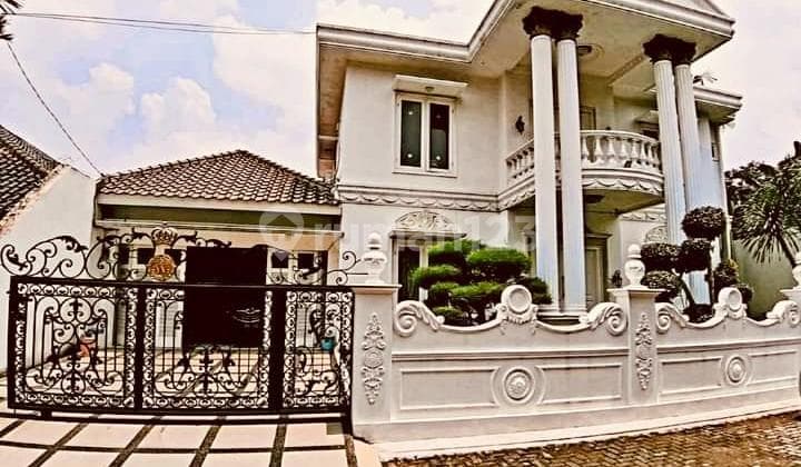 Fully Furnished House with Swimming Pool in Cinere, South Jakarta