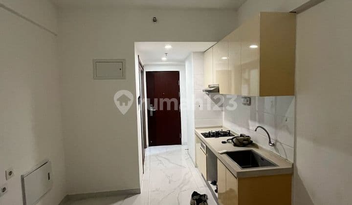Semi-Furnished Apartment Leonie Skyhouse BSD