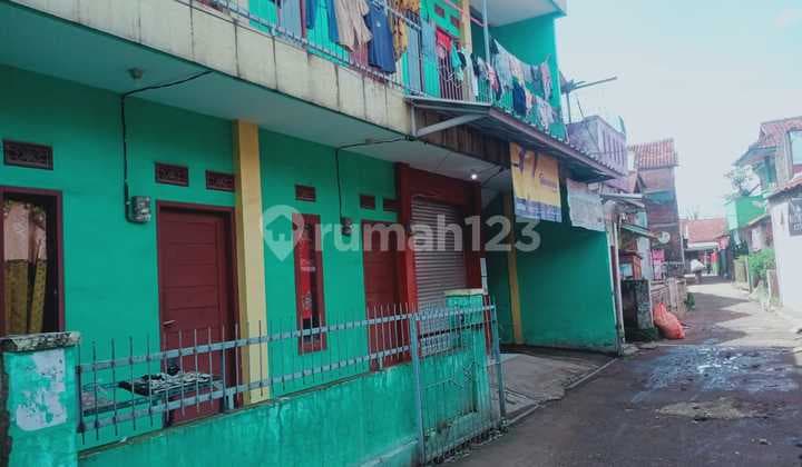 di KOS2AN 6PINTU MASUK MOBIL JLN TRUSAN CIBADUYUT-RANCAMNYAR.
60METER DARI JLN RAYA.
HARGA 550JUTA.HUBUNGI JIMMY