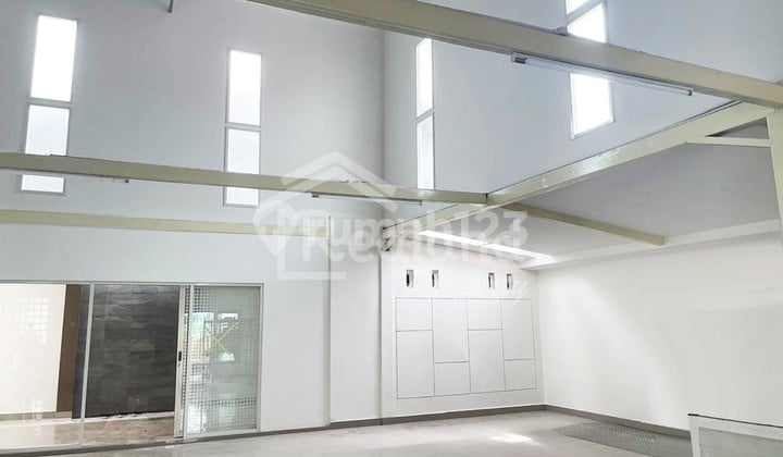 House in the Cakrawala area, Semarang (Tt 7598S) House in the Cakrawala area, Semarang (Tt 7598S)