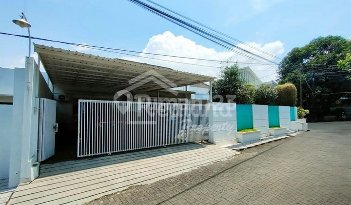 Rumah di daerah Banyumanik , Semarang ( Tt 7614 )