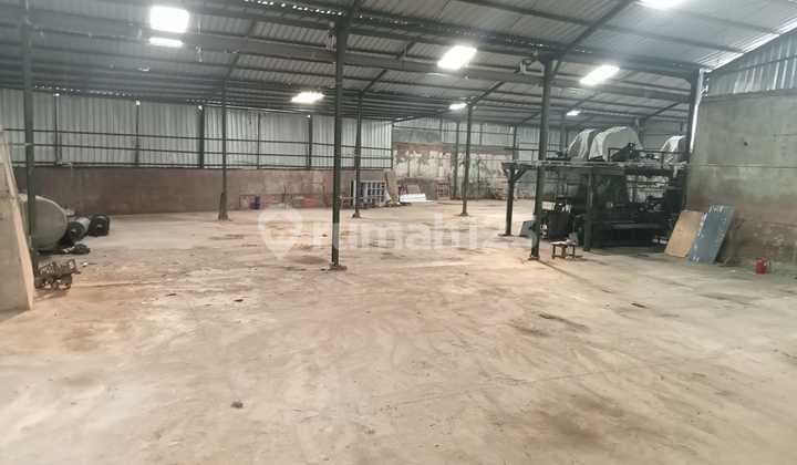 Pabrik Tenun Di Majalaya Dekat Tol Getaci