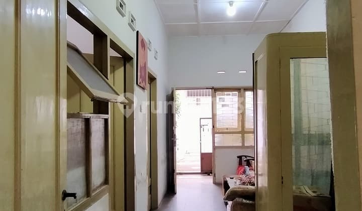 Rumah Sangat Strategis di Pusat Kota