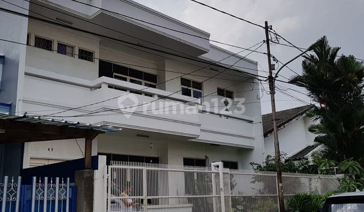 Dijual Rumah Nyaman Siap Huni di Komplek Tosiga Kebon Jeruk
