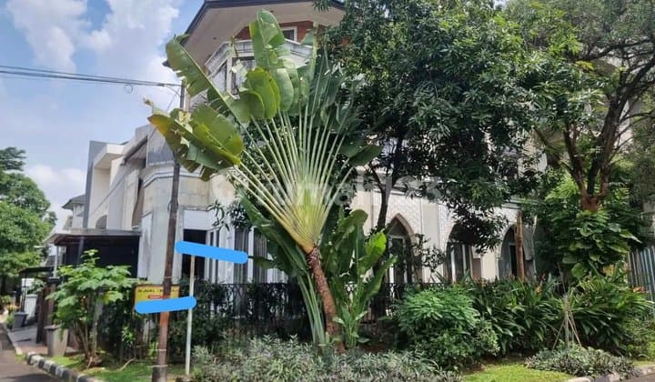 Ready-to-Occupy Pondok Indah Villa House