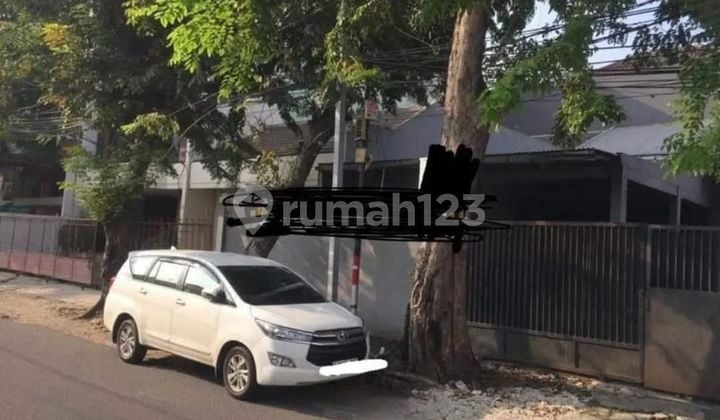 For Sale Below NJOP house in Gambir, Central Jakarta