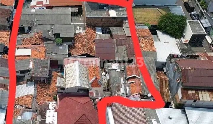 Murah,Rumah Lokasi Strategis di Kebon Sirih Menteng