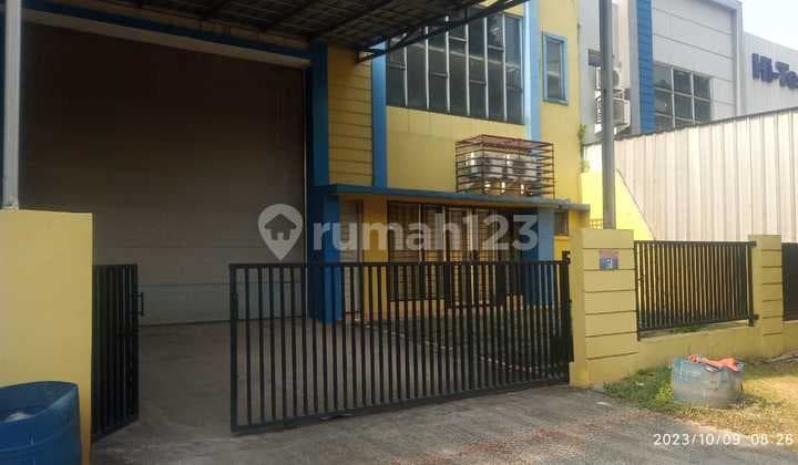 Dijual Gudang Siap Pakai di Taman Tekno B S D