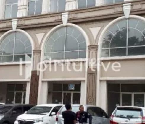 Dijual Ruko 3½ lantai siap huni di Green Lake City Cipondoh Tangerang