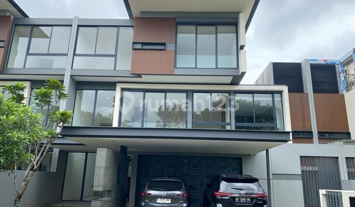 For Sale Luxury House Cheap Rarely Available in Nava Park BSD